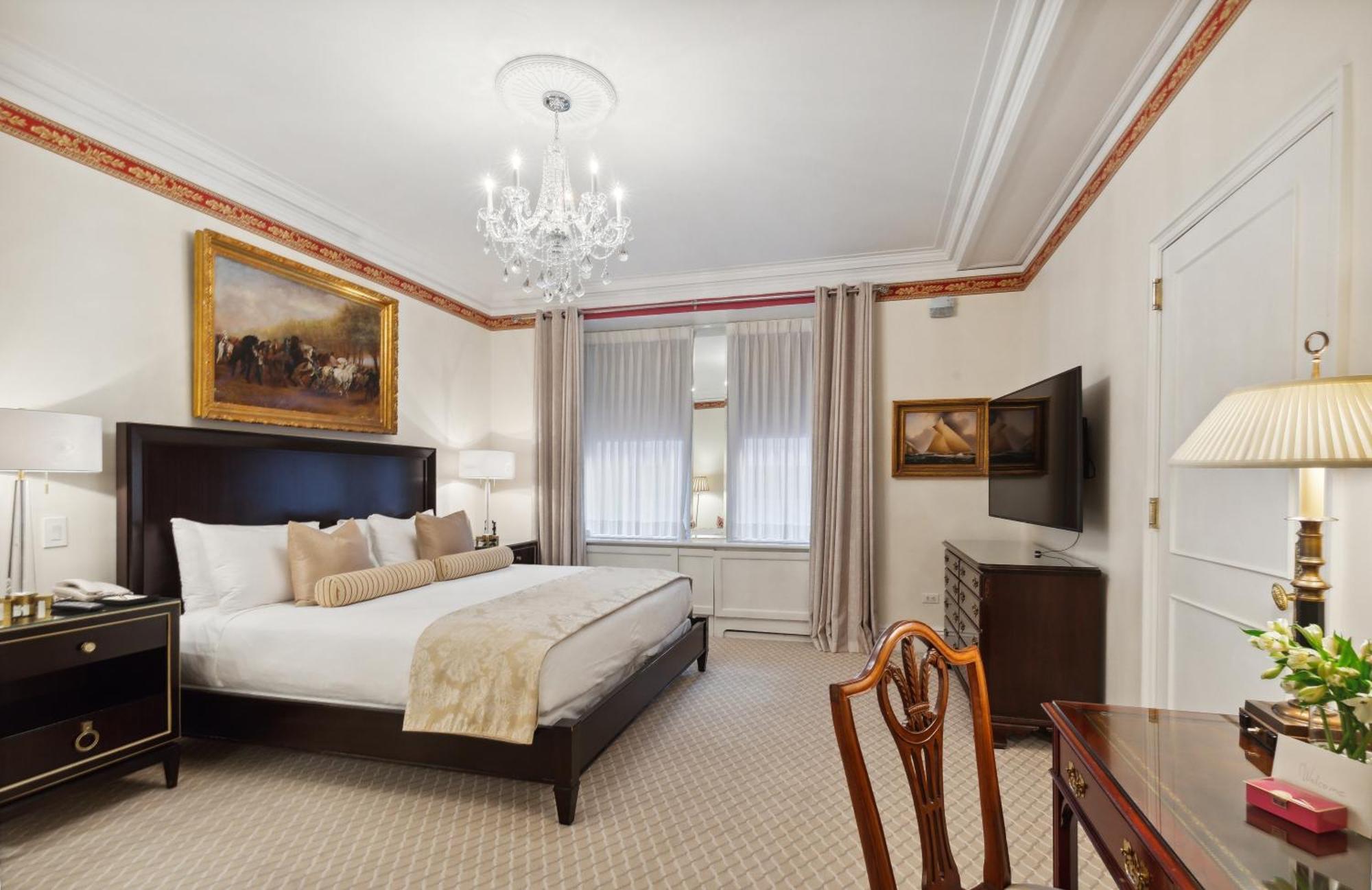 Interior King Room Accessible