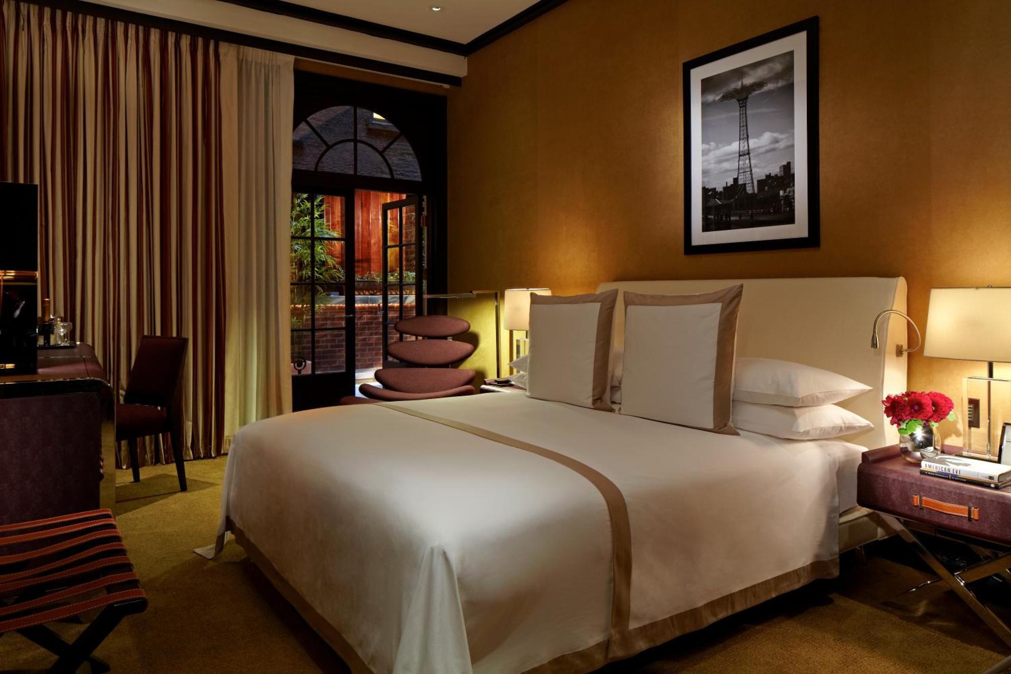 Deluxe King Room with Terrace