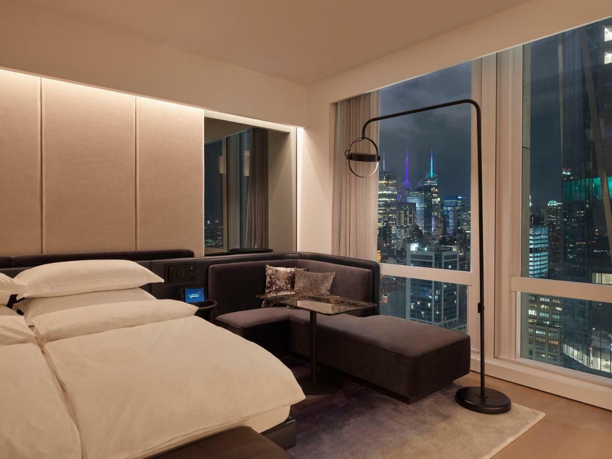 Deluxe Vessel View Guestroom, 1 King Bed